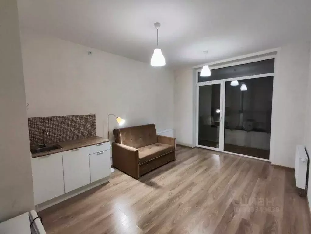 Студия Свердловская область, Екатеринбург бул. Новосинарский, 7 (24.7 ... - Фото 1