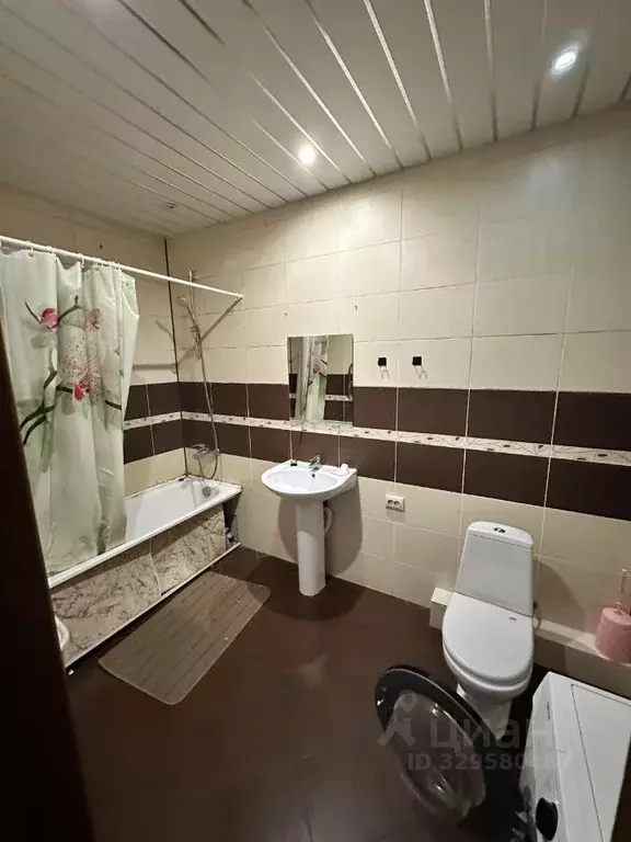 2-к кв. Московская область, Дзержинский Угрешская ул., 32 (72.0 м) - Фото 1