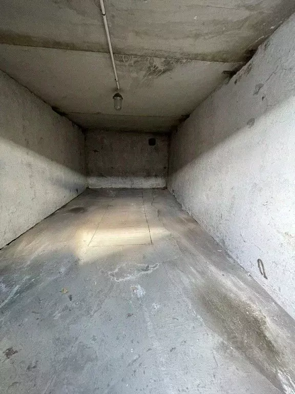 Гараж в Свердловская область, Екатеринбург ул. Карла Маркса, 31Б (19 ... - Фото 0