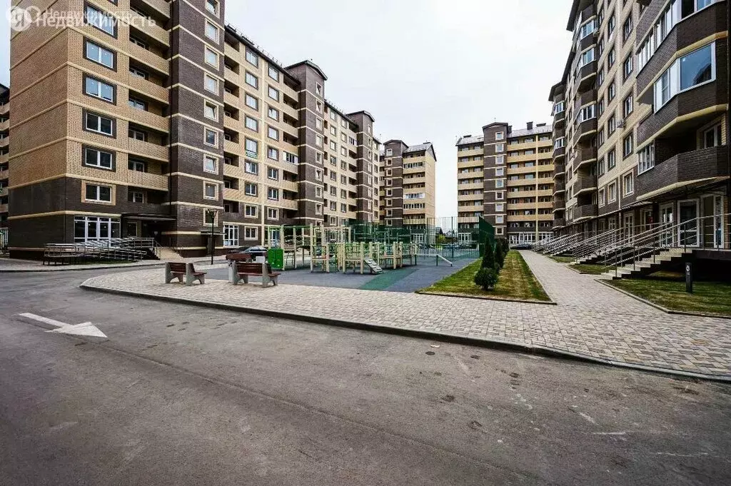 Квартира-студия: Краснодар, улица Лётчика Позднякова, 2к8 (22.3 м) - Фото 1