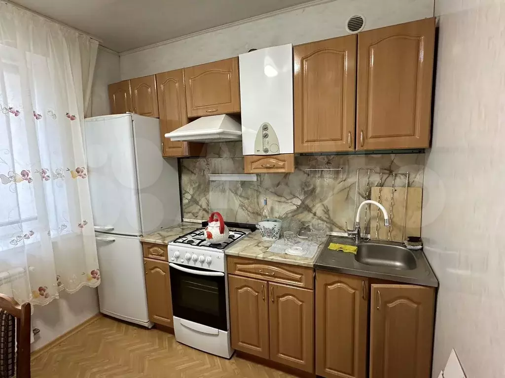 2-к. квартира, 60 м, 1/5 эт. - Фото 0