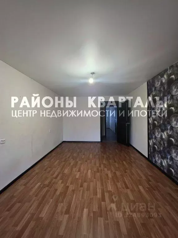 3-к кв. Челябинская область, Челябинск ул. Молодогвардейцев, 66б (73.6 ... - Фото 2