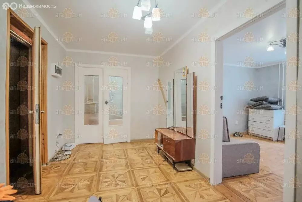 2-комнатная квартира: Ставрополь, улица 50 лет ВЛКСМ, 9 (56.6 м) - Фото 0