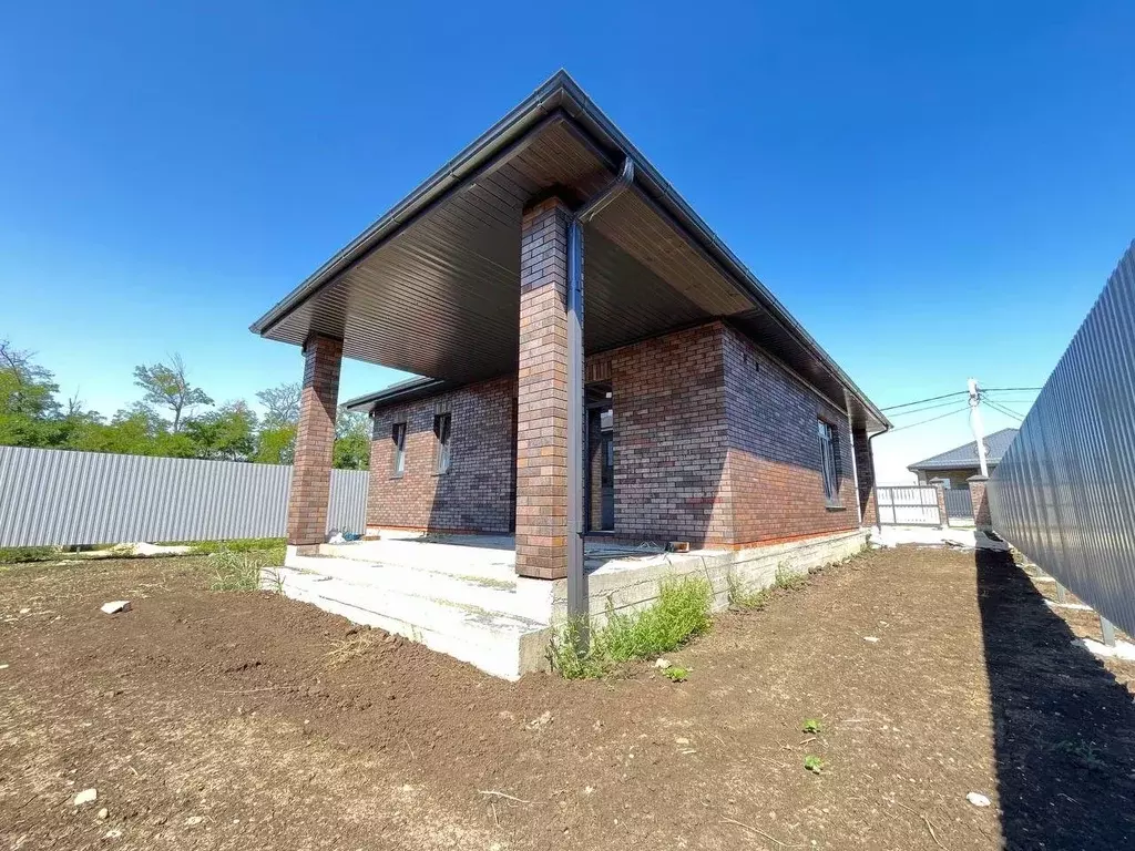 Дом в Краснодарский край, Динской район, с. Красносельское, Светлый ... - Фото 2