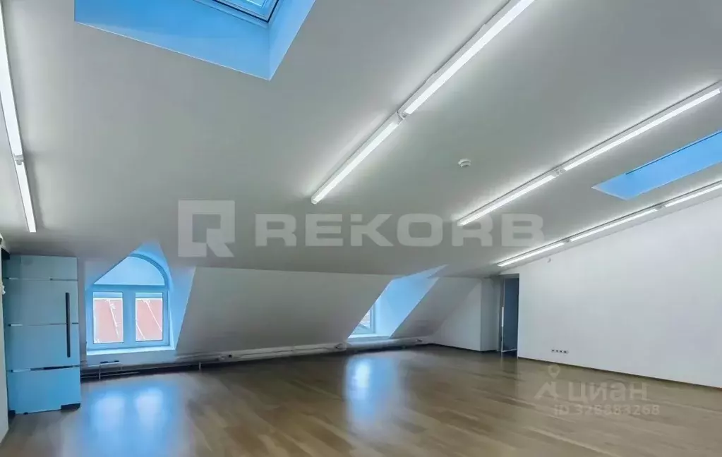 Офис в Санкт-Петербург Банковский пер., 6 (83 м) - Фото 1