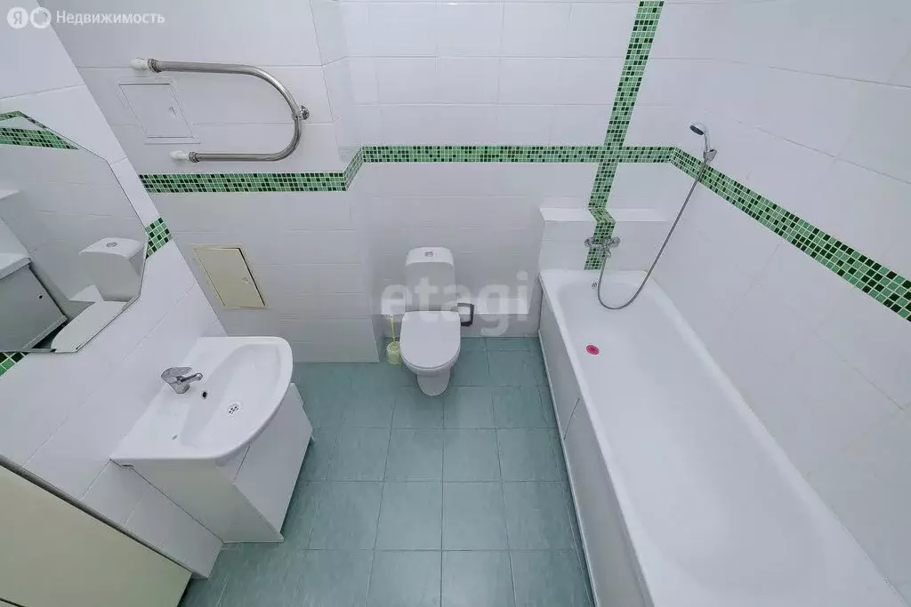 2-комнатная квартира: Тверь, улица Орджоникидзе, 49к9 (67.1 м) - Фото 1