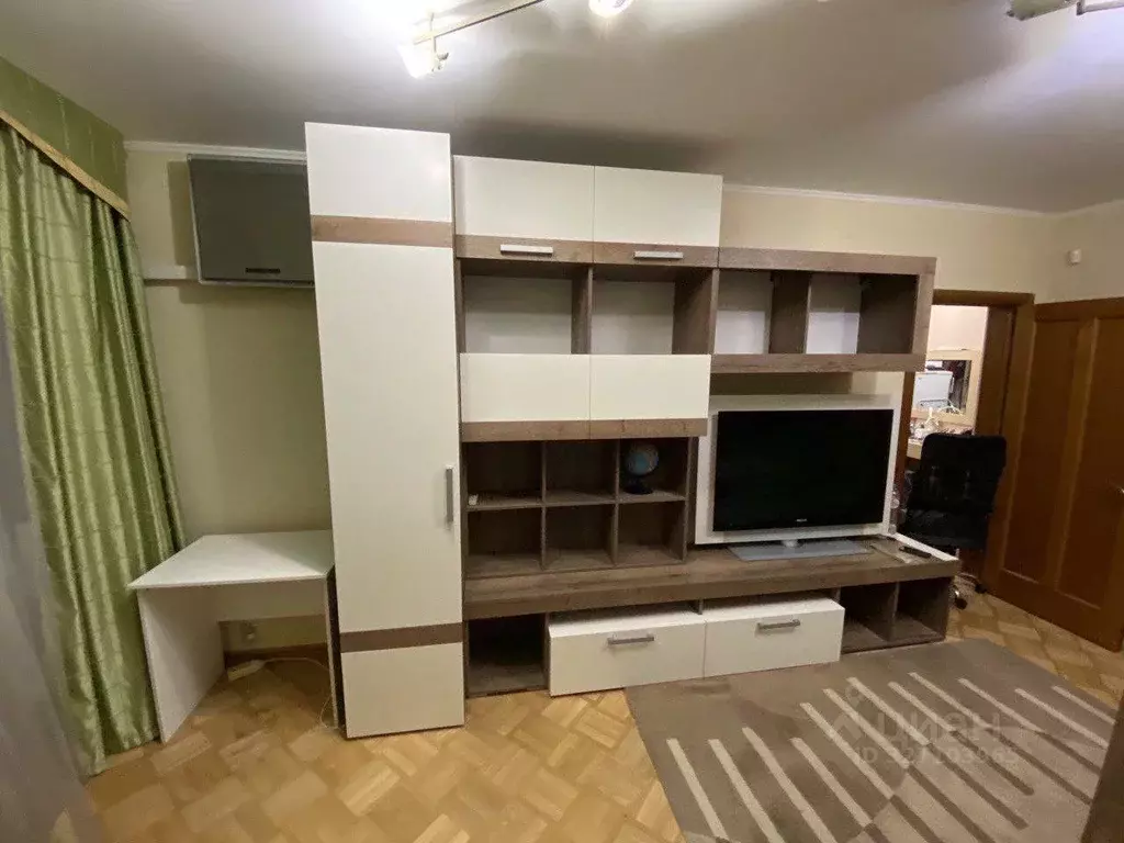 3-к кв. Белгородская область, Белгород ул. 5 Августа, 17 (72.0 м) - Фото 1