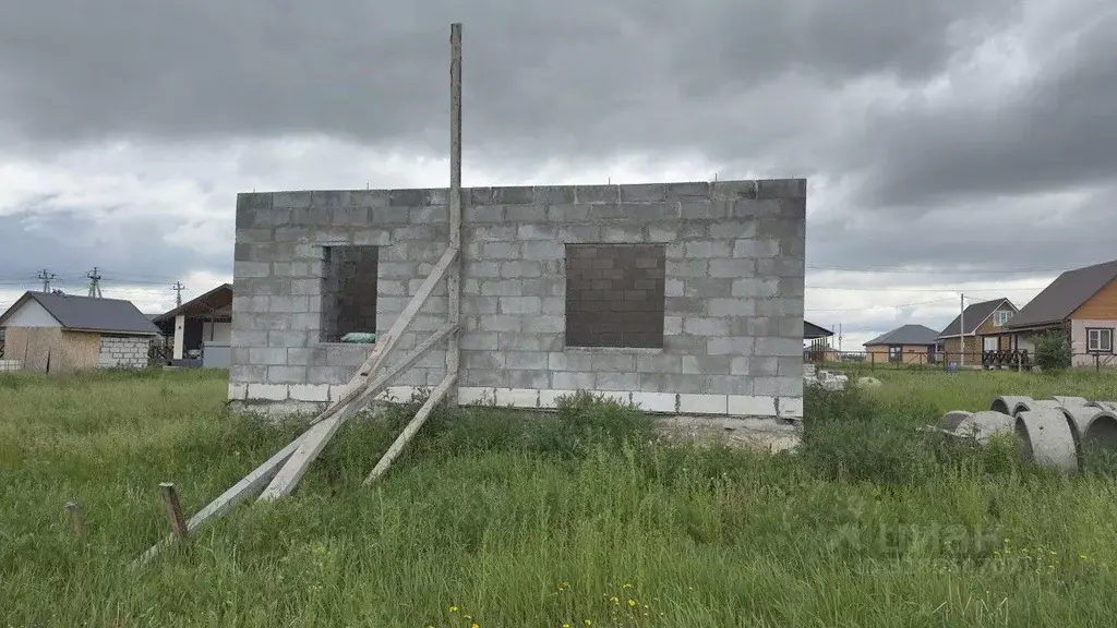 Дом в Башкортостан, Уфимский район, Кирилловский сельсовет, д. ... - Фото 0