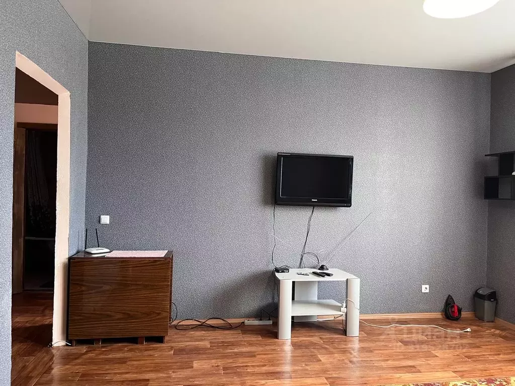 1-к кв. Хакасия, Абакан ул. Ленинского Комсомола, 16 (32.0 м) - Фото 1