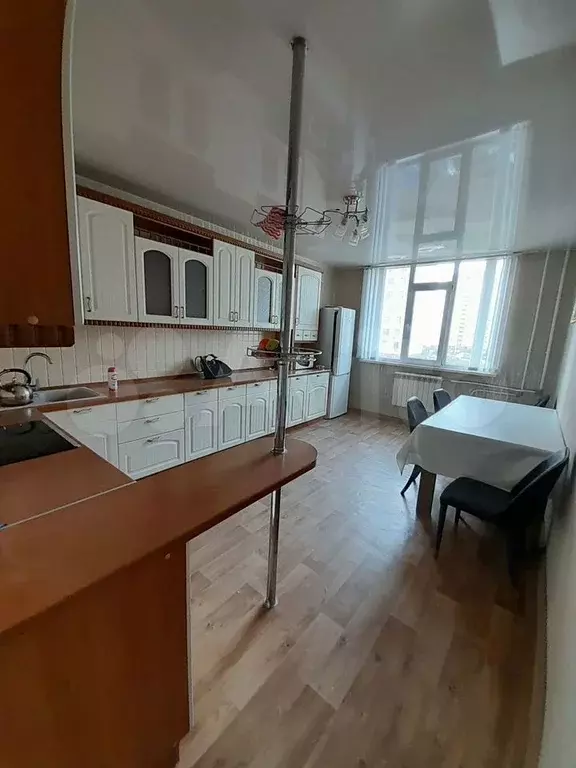 2-к. квартира, 60 м, 5/17 эт. - Фото 1