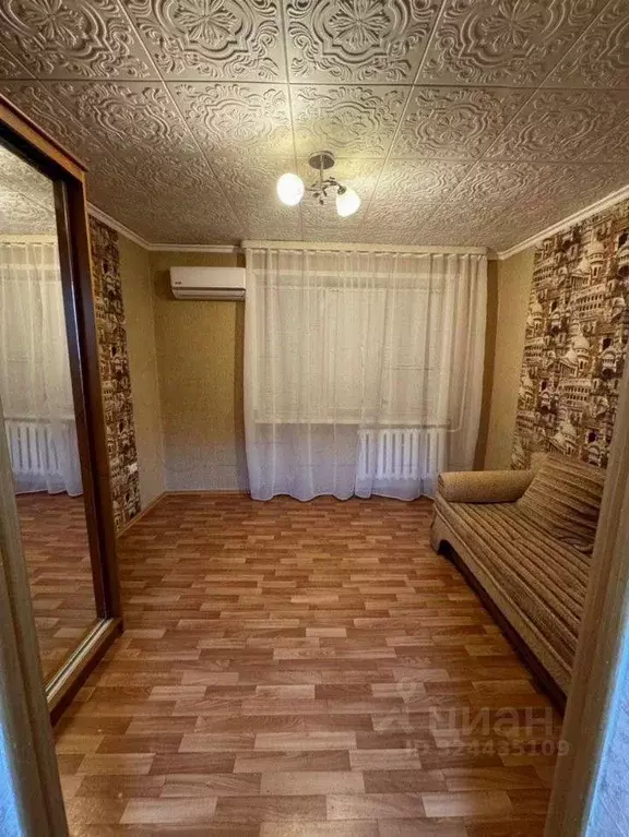 1-к кв. Белгородская область, Старый Оскол Интернациональный мкр, 13 ... - Фото 1