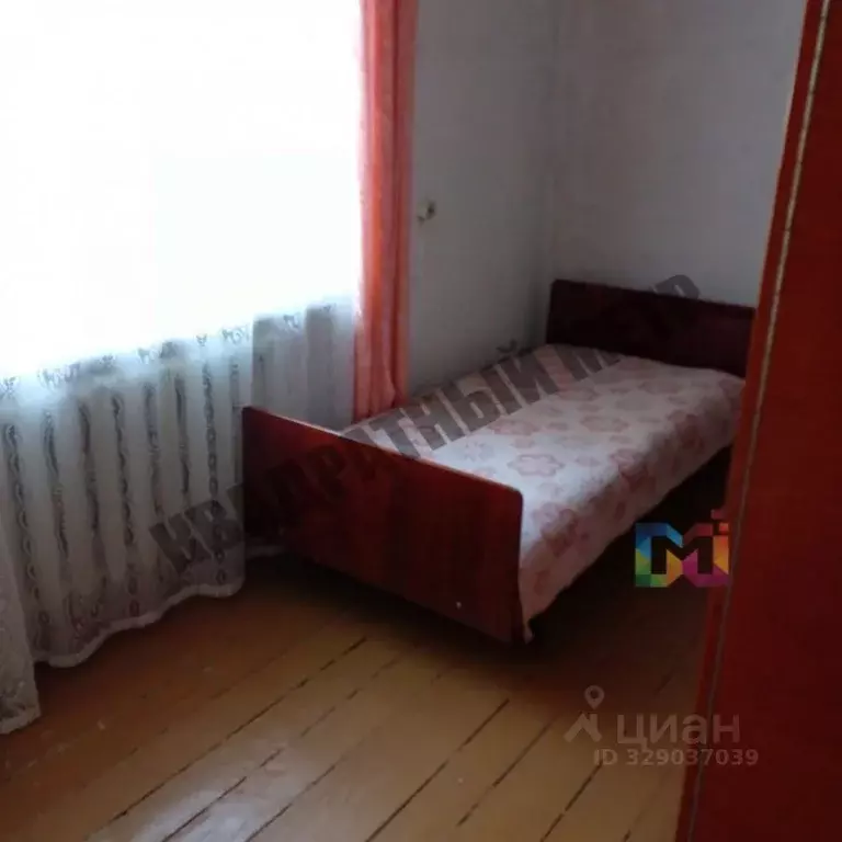 3-к кв. Калмыкия, с. Приютное ул. Московская, 62 (48.0 м) - Фото 1