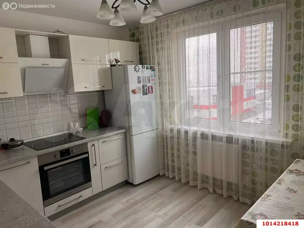 2-комнатная квартира: Краснодар, Черкасская улица, 60 (59 м) - Фото 1