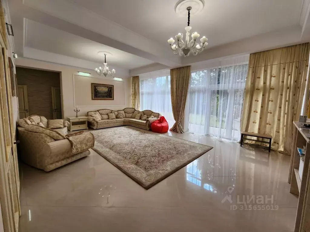 Дом в Крым, Ялта городской округ, Гаспра пгт ул. Маратовская, 20 (444 ... - Фото 1