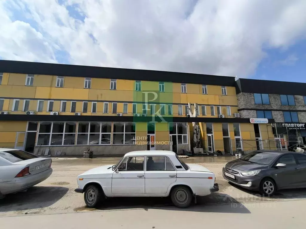 Торговая площадь в Севастополь ш. Камышовое, 15 (500 м) - Фото 1