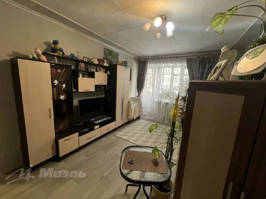 Продается 1-комнатная квартира - Фото 1