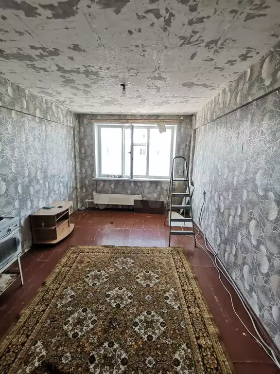 Комната 17 м в 4-к., 5/5 эт. - Фото 0