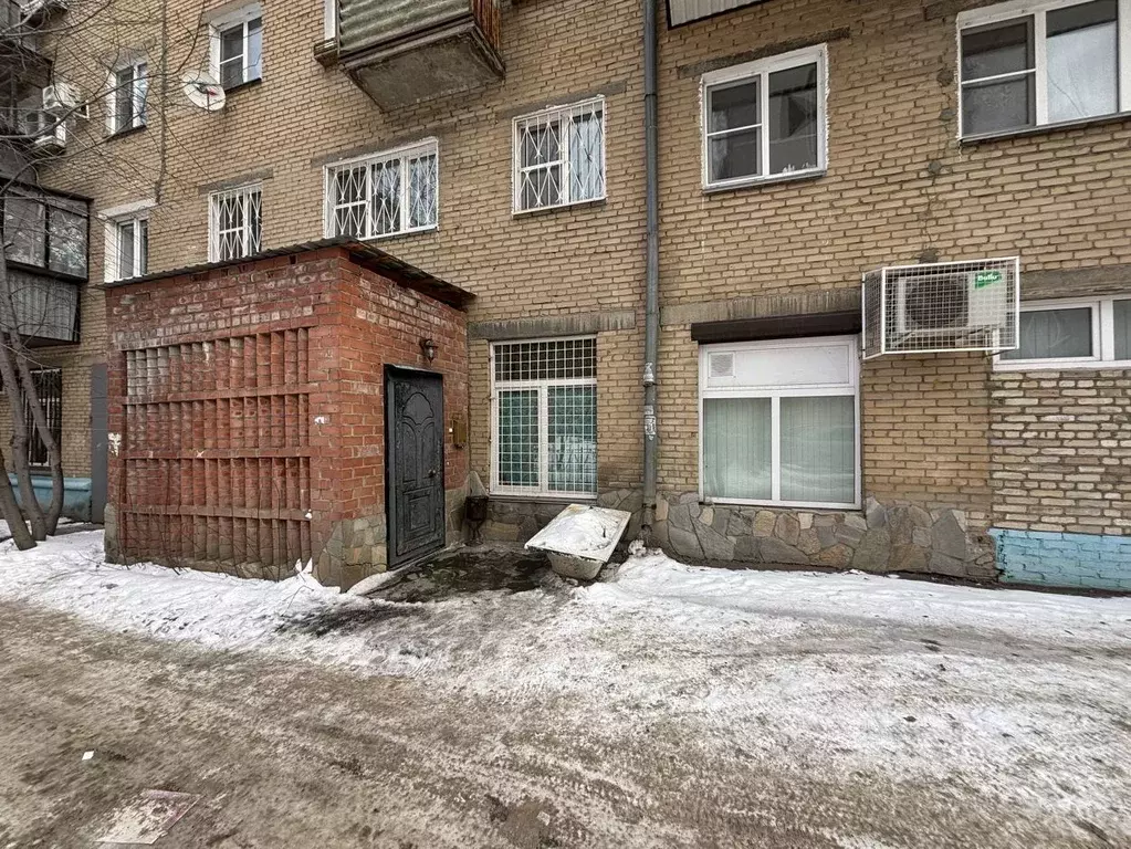 Офис в Челябинская область, Челябинск Титановая ул., 1 (140 м) - Фото 2