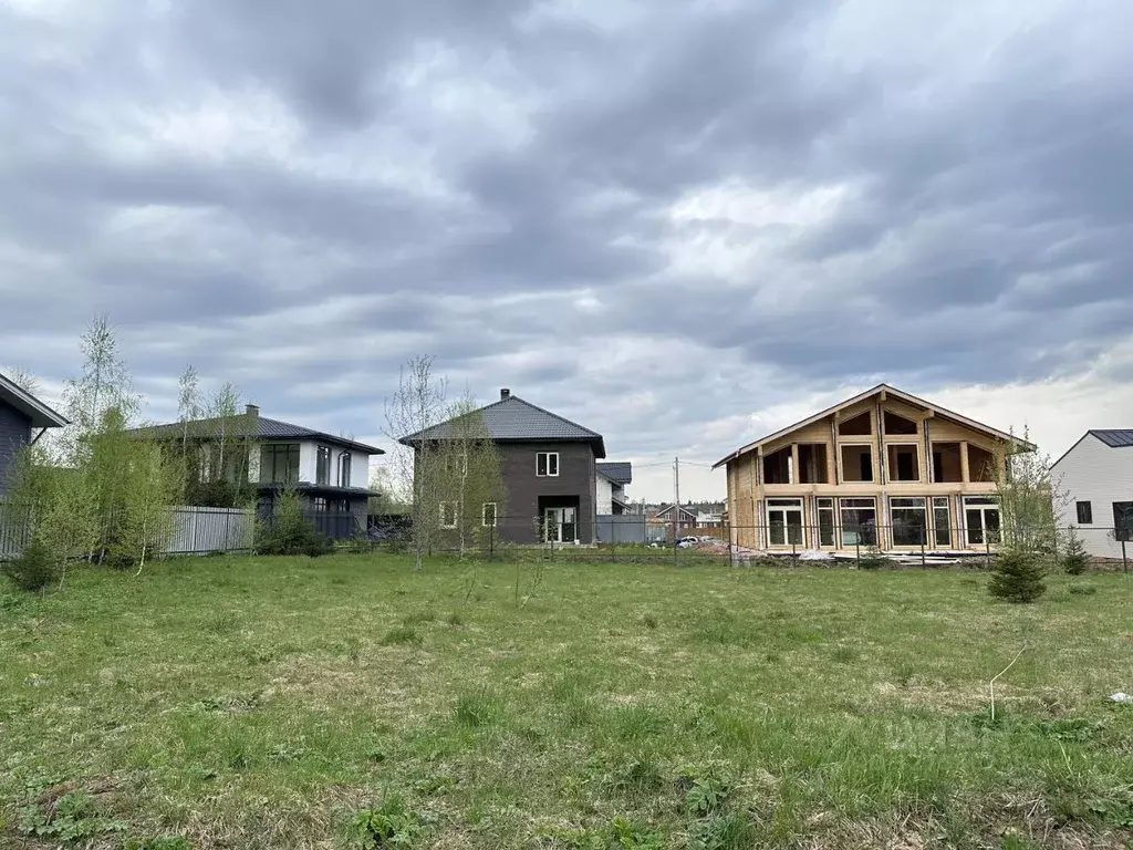 Участок в Московская область, Дмитровский муниципальный округ, д. ... - Фото 1