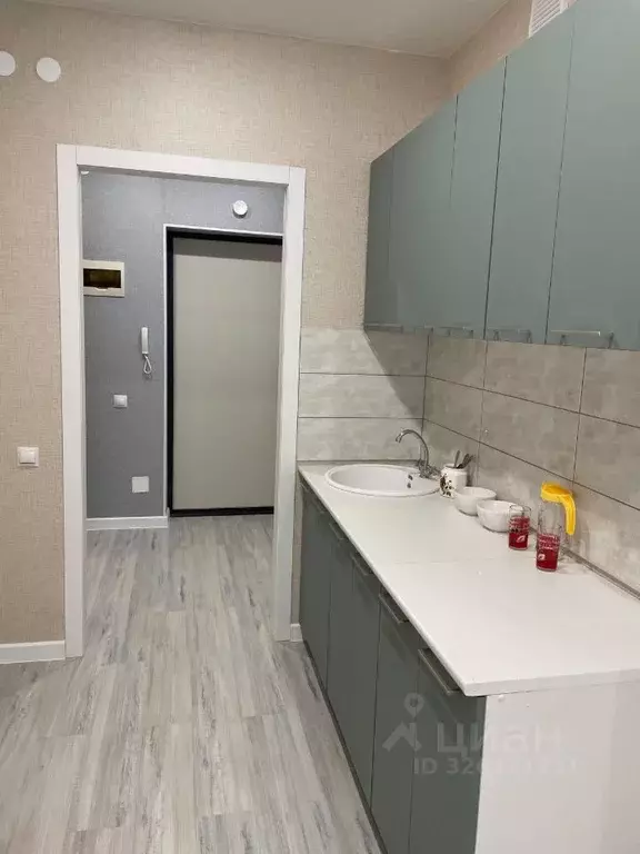 Студия Красноярский край, Красноярск Свободный просп., 66Рк4 (30.0 м) - Фото 1