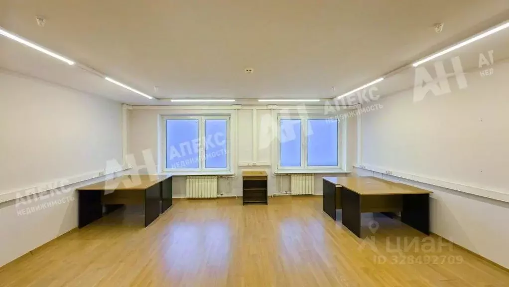 Помещение свободного назначения в Москва ул. Каховка, 31К2 (44 м) - Фото 1