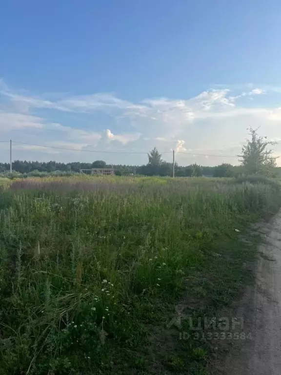 Участок в Владимирская область, Владимир д. Уварово, ул. Малая ... - Фото 1