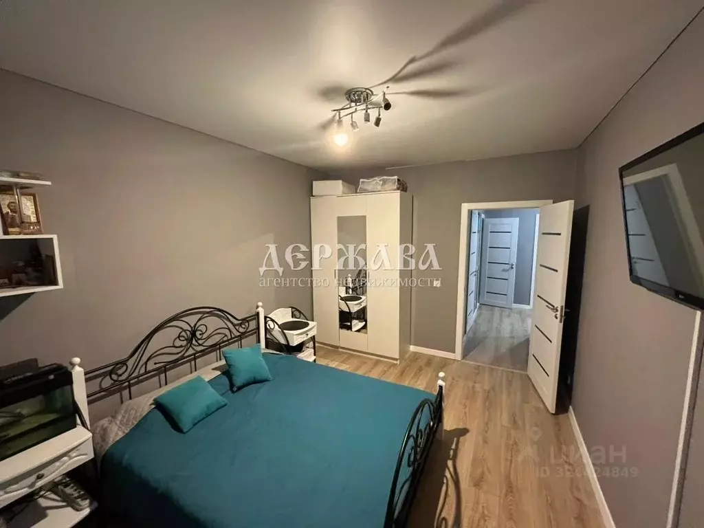 2-к кв. Белгородская область, Старый Оскол Дубрава мкр, 1 кв-л, 16 ... - Фото 2