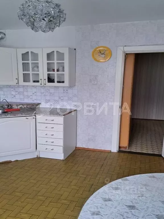 3-к кв. Тюменская область, Тюмень ул. Мельникайте, 122 (87.1 м) - Фото 2