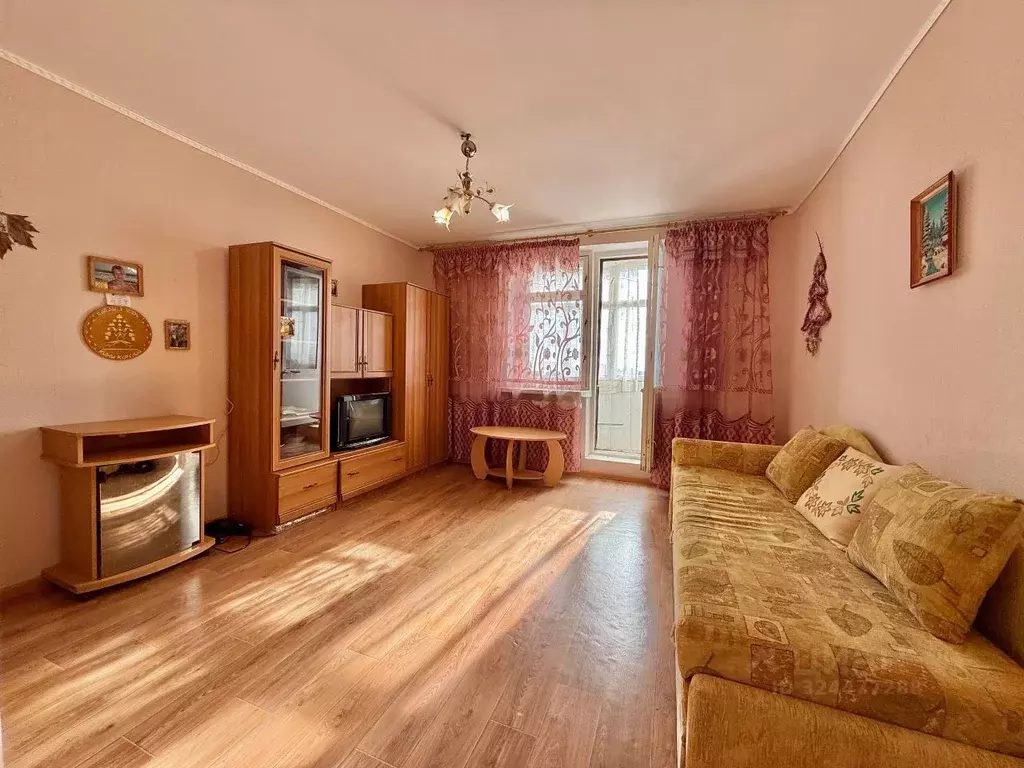 1-к кв. Крым, Евпатория ул. Имени 60-летия Октября, 9 (35.0 м) - Фото 1