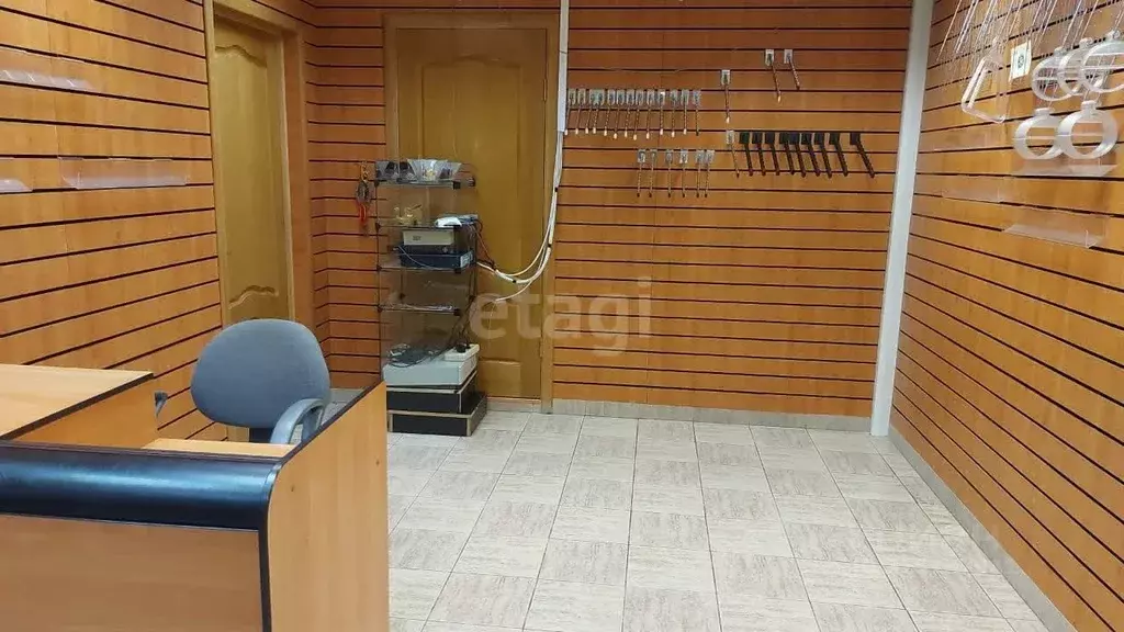 Торговая площадь в Коми, Усинск ул. Нефтяников, 48/2 (54 м) - Фото 0