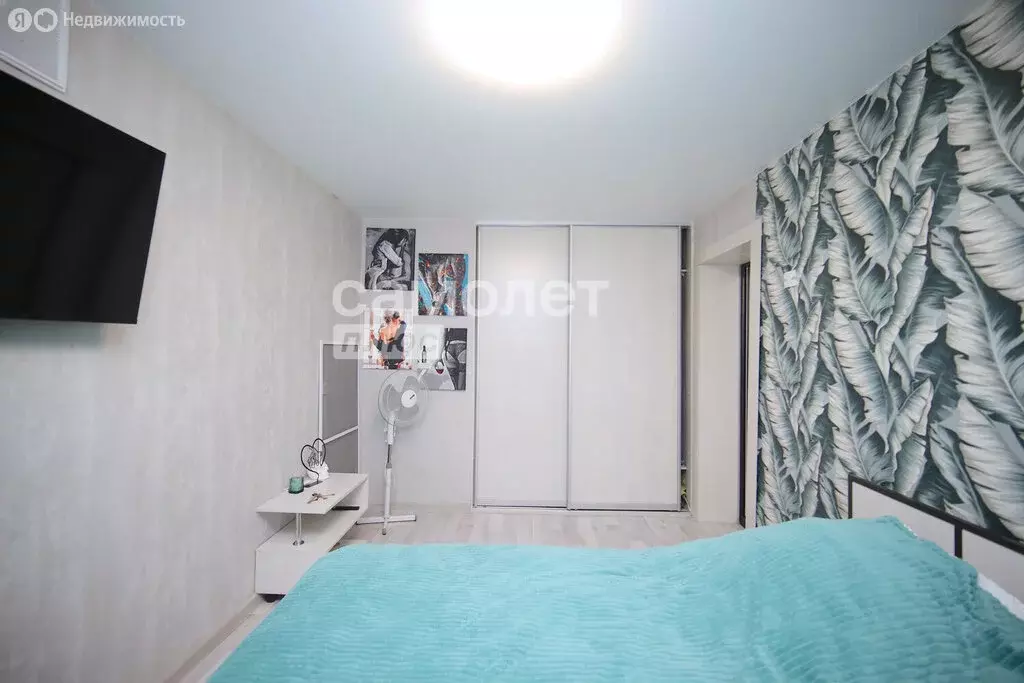 Квартира-студия: Кемерово, улица Металлистов, 18 (12 м) - Фото 0