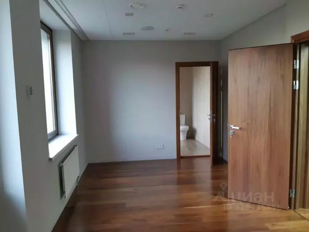 Офис в Московская область, Красногорск городской округ, Путилково пгт ... - Фото 1