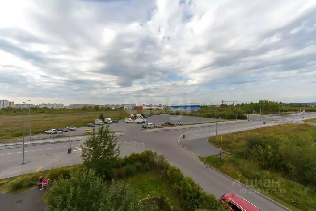 Студия Тюменская область, Тюмень Войновка мкр, ул. Энергостроителей, ... - Фото 1