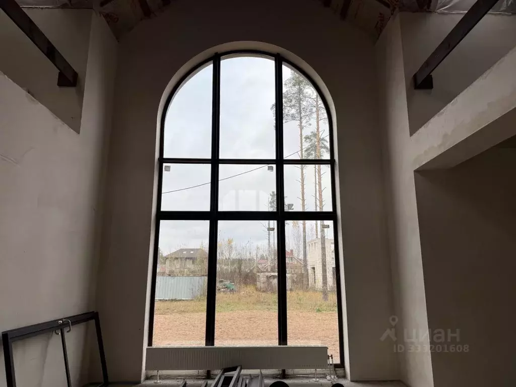 Дом в Ленинградская область, Выборгский район, Рощино городской ... - Фото 1