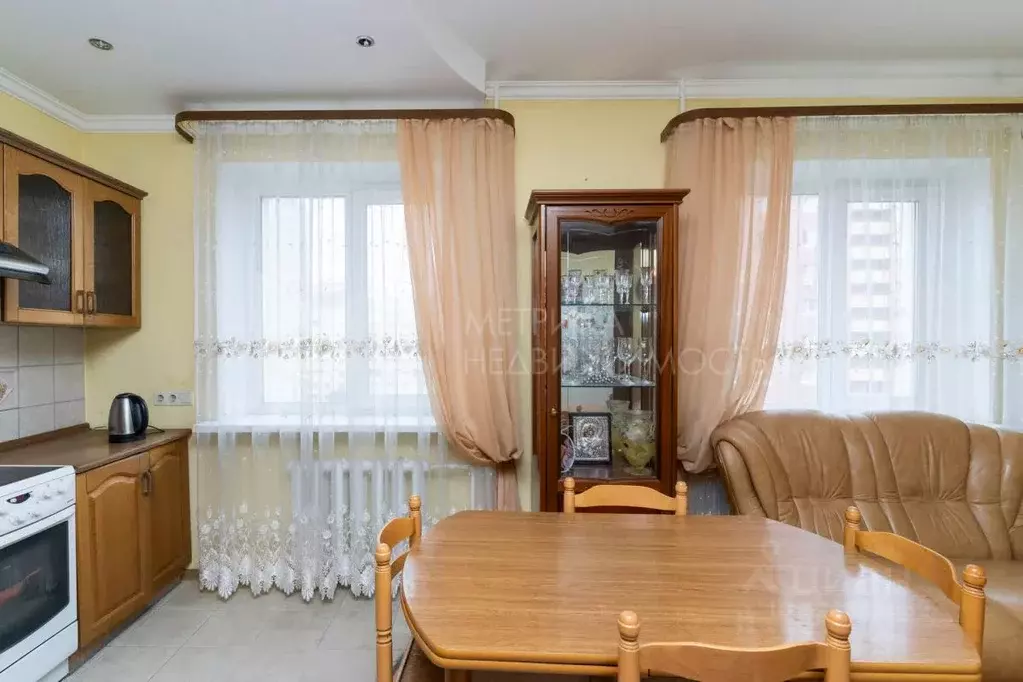 2-к кв. Тюменская область, Тюмень Широтная ул., 156/1 (74.6 м) - Фото 1