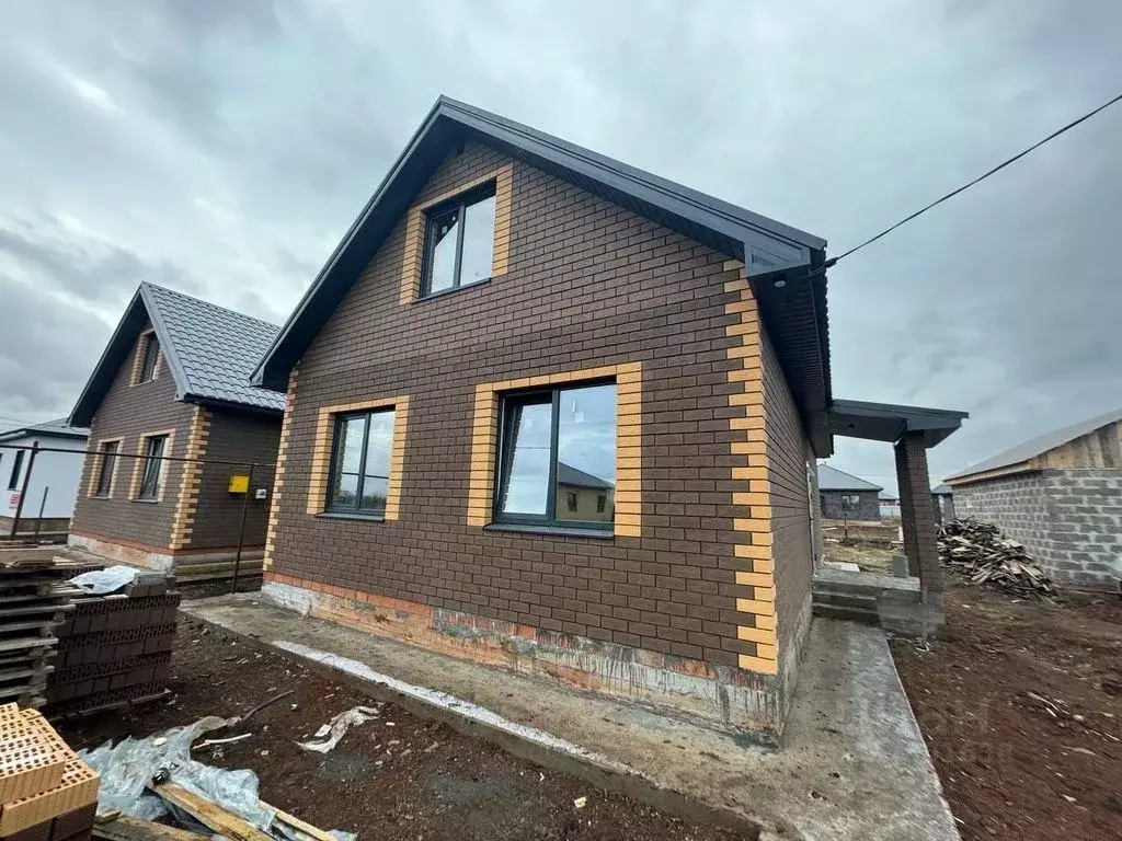 Дом в Оренбургская область, Оренбургский район, Южноуральский ... - Фото 1