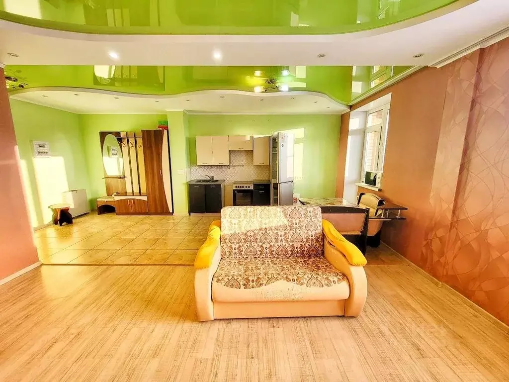 1-к кв. Омская область, Омск Звездная ул., 12 (43.0 м) - Фото 1