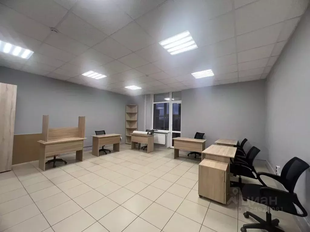 Офис в Краснодарский край, Краснодар Северная ул., 279 (140 м) - Фото 1