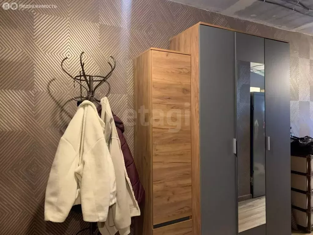 2-комнатная квартира: Октябрьский, Лучезарная улица, 17 (81 м) - Фото 2