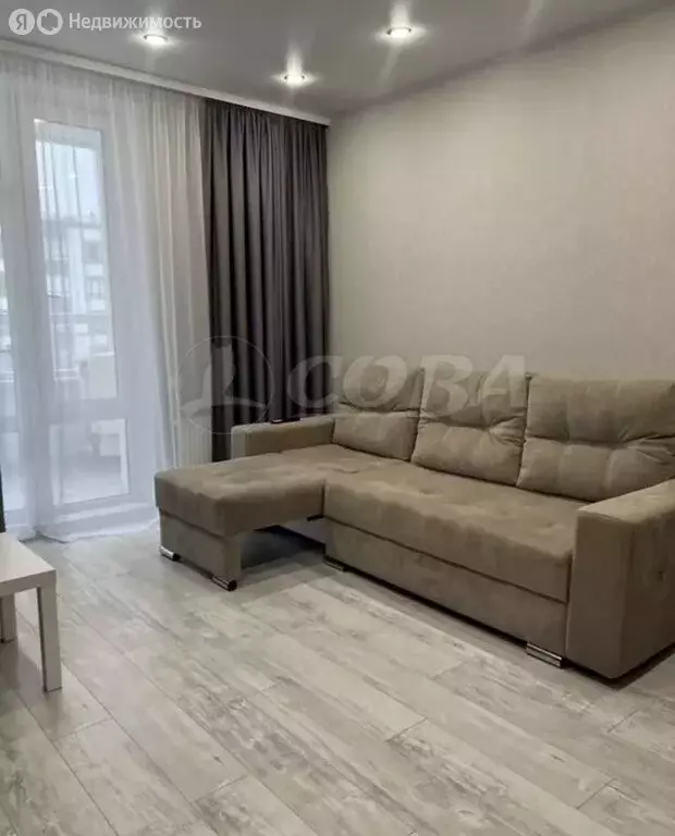 1-комнатная квартира: деревня Патрушева, улица Петра Ершова, 14 (38 м) - Фото 1