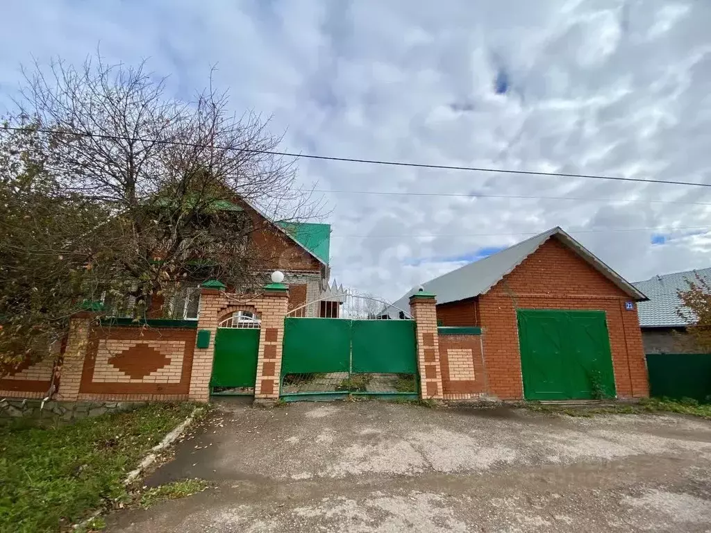 Дом в Башкортостан, Аургазинский район, с. Толбазы ул. Ленина (218 м) - Фото 1