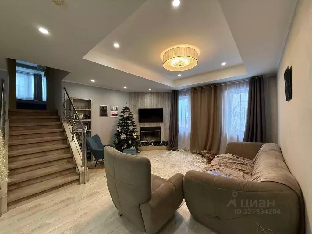 Коттедж в Московская область, Мытищи городской округ, пос. Вешки, ... - Фото 1