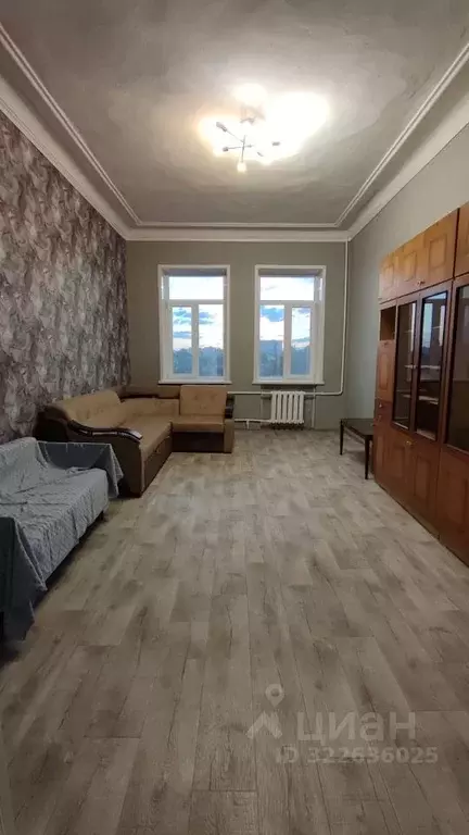 2-к кв. Крым, Керчь ул. Ульяновых, 3 (50.0 м) - Фото 1