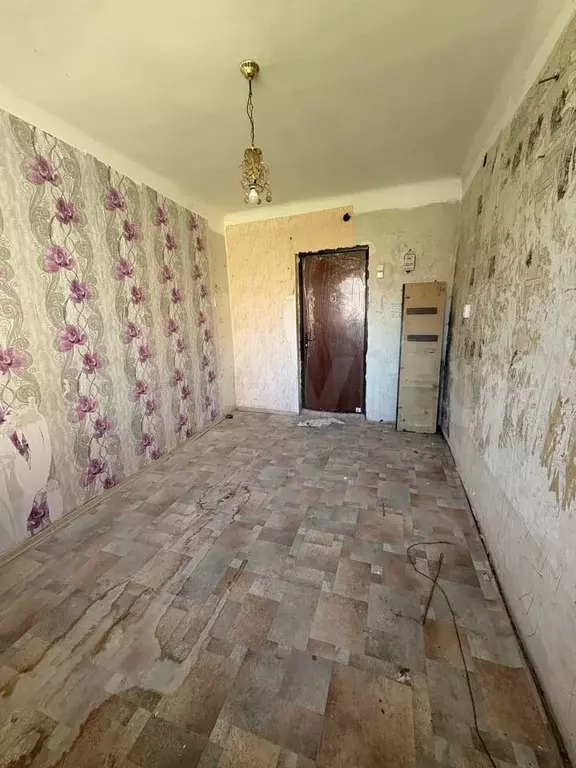 Комната 10,3 м в 1-к., 2/2 эт. - Фото 0