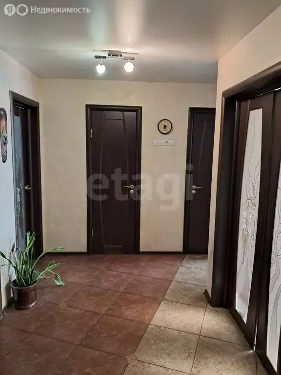 3-комнатная квартира: Благовещенск, улица Василенко, 14 (86 м) - Фото 1