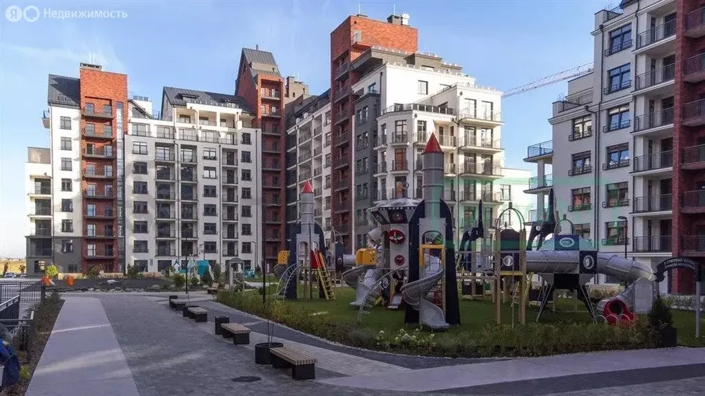 2-комнатная квартира: Калининград, улица Молодой Гвардии, 34 (80 м) - Фото 1