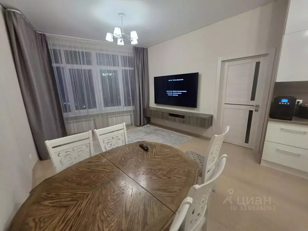 3-к кв. Татарстан, Казань ул. Оренбургский Тракт, 24Б (92.0 м) - Фото 0