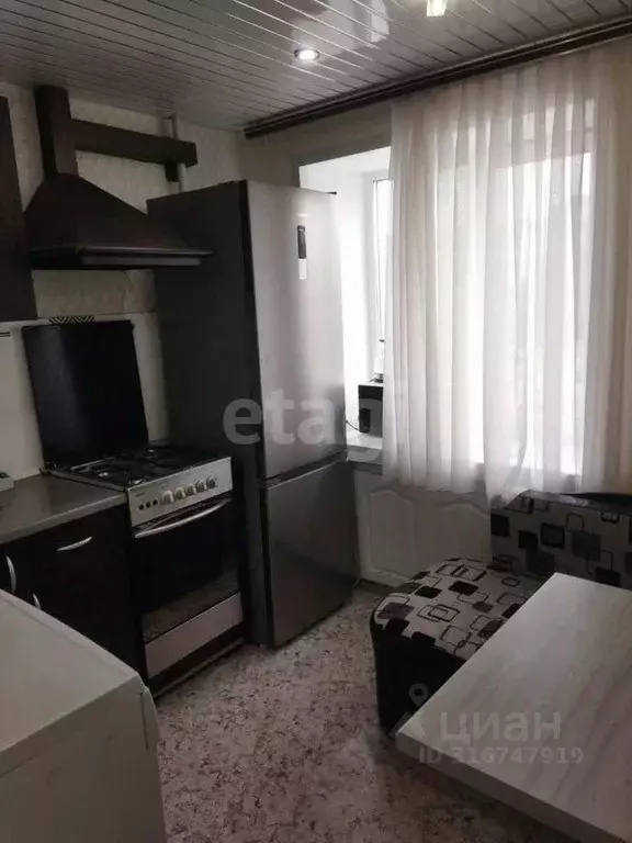 2-к кв. Ярославская область, Рыбинск просп. Серова, 2 (46.0 м) - Фото 0