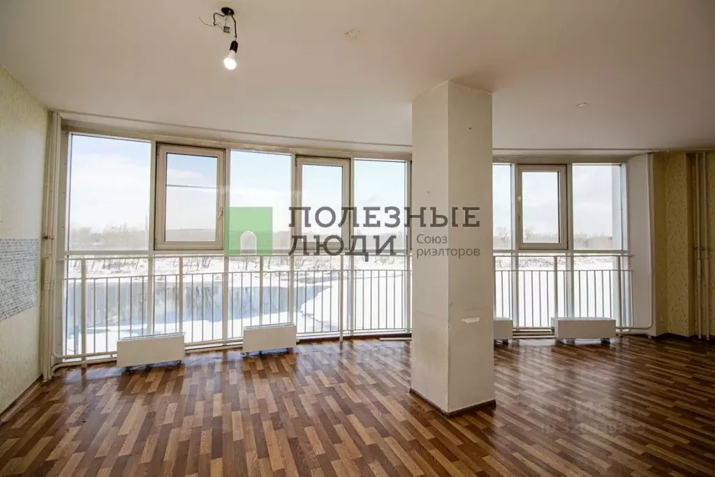 3-к кв. Красноярский край, Красноярск наб. Ярыгинская, 19 (95.4 м) - Фото 0