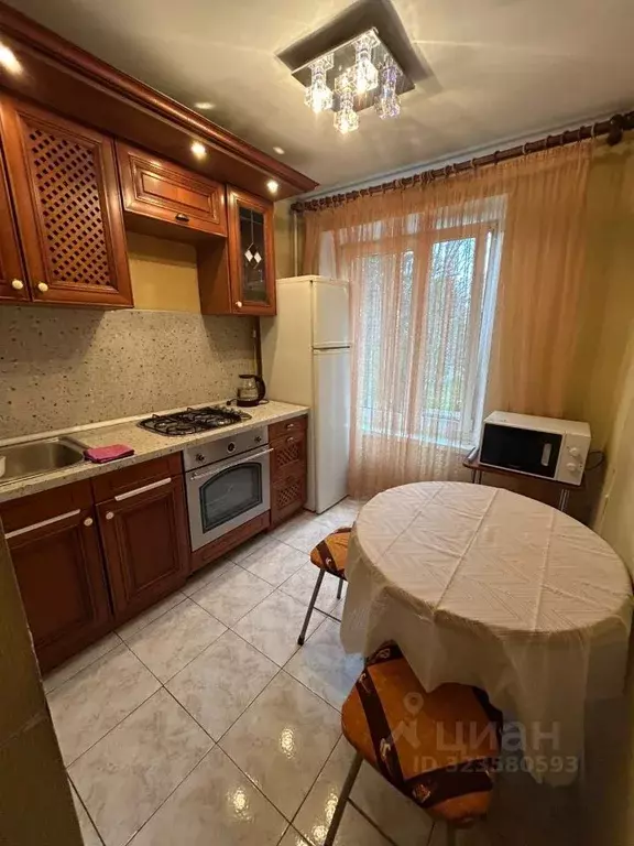 2-к кв. Москва, Москва, Московский г. 1-й мкр, 14 (44.0 м) - Фото 2